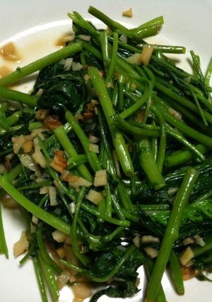空心菜（ニンニク鶏ガラ炒め）２人前　-レシピのメイン写真