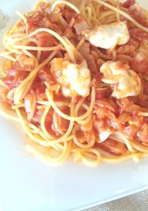 絶品トマトソースのパスタinモッツァレラ-レシピのメイン写真