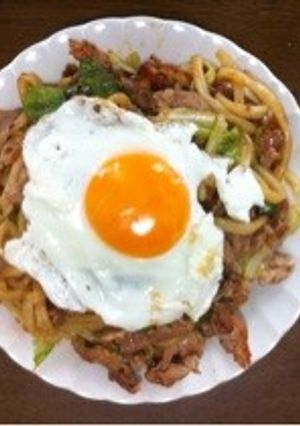 Yoshidaのソースの焼うどん-レシピのメイン写真