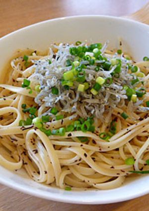 おじゃこのせ・ゆかりパスタ-レシピのメイン写真