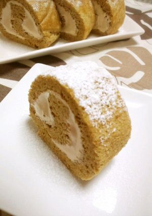 ふんわり♪ほろにがモカロールケーキ-レシピのメイン写真