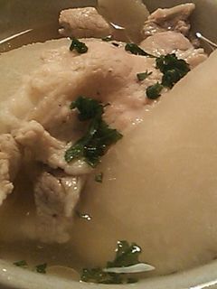 【味の素コンソメで】大根と豚肉のスープ煮-レシピのメイン写真