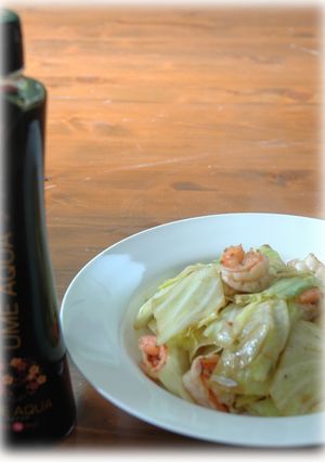 エビに一手間！！魚介とキャベツの炒め物-レシピのメイン写真