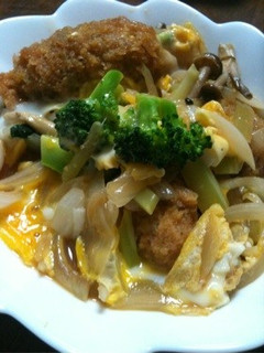 余ったカキフライで丼ぶり-レシピのメイン写真