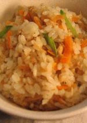 常備缶詰＋αで簡単炊き込みご飯♪-レシピのメイン写真