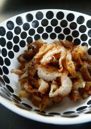 捨てないで！鶏皮☆カリカリやみつき塩焼き-レシピのメイン写真