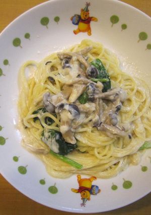 ほうれん草としめじのクリームパスタ-レシピのメイン写真