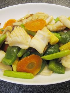 ☆イカと野菜の中華風塩炒め☆-レシピのメイン写真