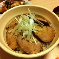 รูปของ 簡単♪自家製スタミナ焼豚丼☆おつまみにも