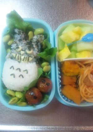ﾄﾄﾛｷｬﾗ弁当遠足-レシピのメイン写真