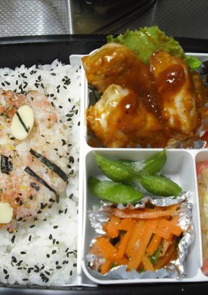 あれ?ねずみ男??(キャラ弁)-レシピのメイン写真