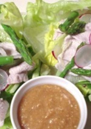豚肉と野菜のごまみそソースがけ　冷しゃぶ-レシピのメイン写真