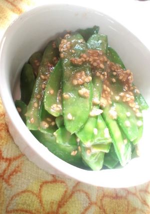 絹さやの胡麻味噌和え-レシピのメイン写真