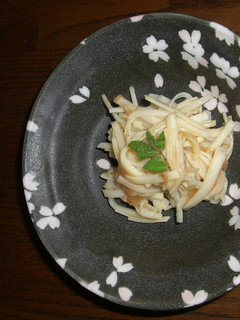 筍の姫皮梅肉和え-レシピのメイン写真