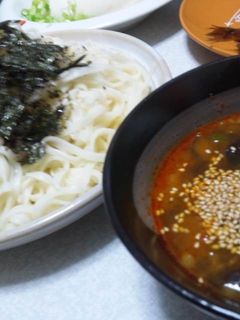 旨くて辛い!なすの旨辛めんつゆざるうどん-レシピのメイン写真