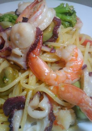 野菜いっぱいタコと海老のペペロンチーノ-レシピのメイン写真