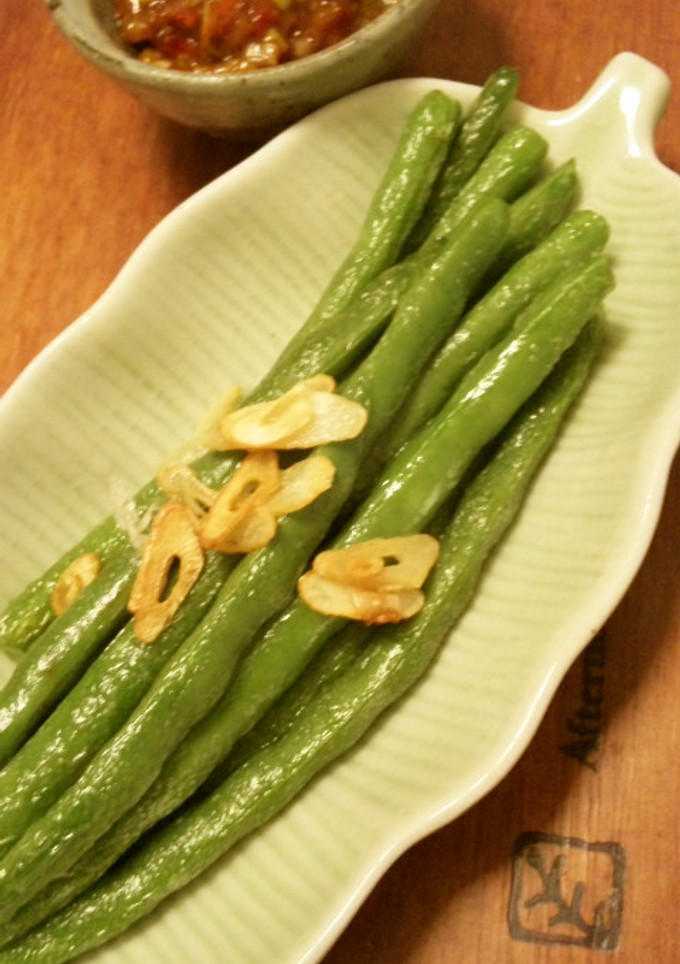 いんげんの素揚げを豆板醤で♪-レシピのメイン写真