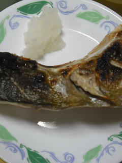 鰤のカマ焼き。シンプルに。-レシピのメイン写真