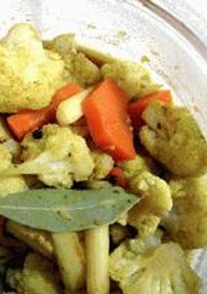 野菜をおいしく：カリフラワーのカレーマリネ-レシピのメイン写真