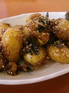 ほくほく甘い、新じゃがのゴマ煮-レシピのメイン写真