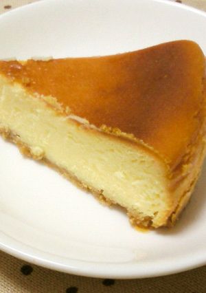ずっしり美味しい♪ベイクドチーズケーキ-レシピのメイン写真