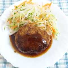 รูปของ カリッ！ふわはんばーぐ。