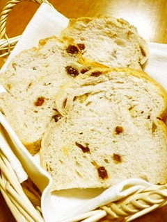 HB早焼き♪ふんわりくるみレーズン食パン-レシピのメイン写真