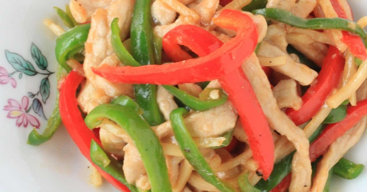 豚肉で♪青椒肉絲（チンジャオロースー） by 朝まと