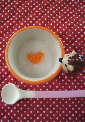 離乳食*初期〜ﾆﾝｼﾞﾝ粥～-レシピのメイン写真