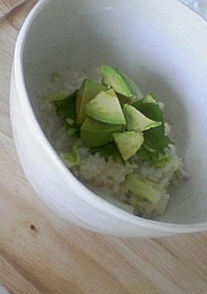 アボカド、緑野菜のミルクリゾット＊-レシピのメイン写真