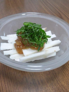 シャキシャキ♪長いも梅ソースでどーぞ-レシピのメイン写真