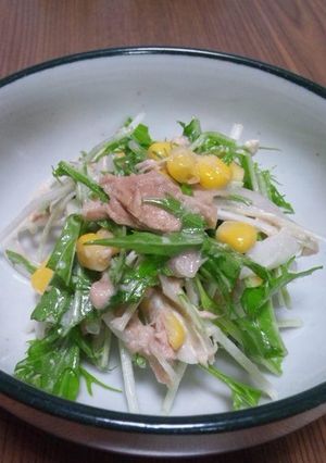 季節の味♪新玉ツナコーン＆みず菜サラダ-レシピのメイン写真
