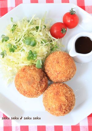 ちょびっと豪華♪牛肉のペッパーコロッケ-レシピのメイン写真