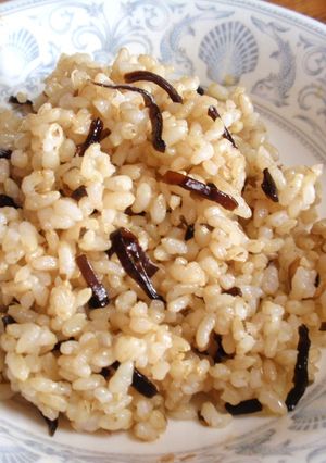 くるみと昆布の玄米ご飯-レシピのメイン写真