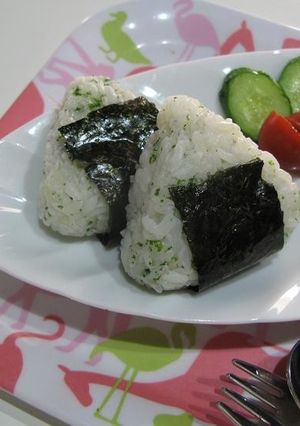 ☆朝食に☆チーズ&しらすおにぎり-レシピのメイン写真