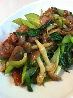 青梗菜としめじと豚肉のオイスター炒め-レシピのメイン写真