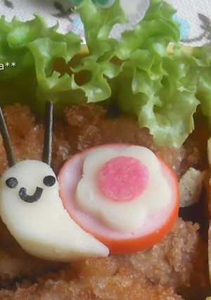 キャラ弁 簡単 おかず かたつむりデコ♪-レシピのメイン写真