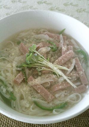 コンソメ味の洋風チーズうどん-レシピのメイン写真