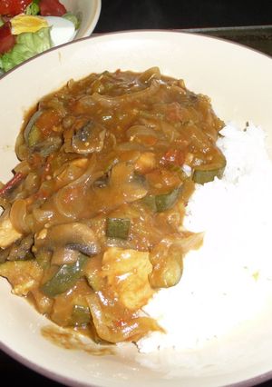 フランス人も納得！トマトズッキーニカレー-レシピのメイン写真
