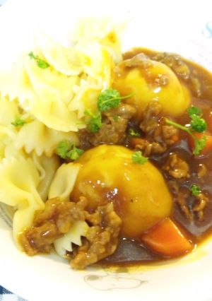 ミートソースで＊手抜きに見えない肉じゃが-レシピのメイン写真