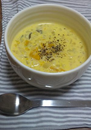 ｷﾉｺとｶﾎﾞﾁｬのほっこり豆乳ｽｰﾌﾟ-レシピのメイン写真