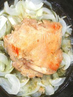 鶏もも肉と新たまねぎのタジン鍋焼き-レシピのメイン写真