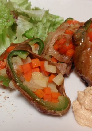 カラフル野菜！ピーマン詰めブタ肉包み焼☆-レシピのメイン写真
