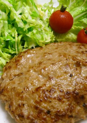 肉汁ジュワ～♪やわらかハンバーグ-レシピのメイン写真