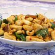 鶏肉とカシューナッツのピリ辛炒め