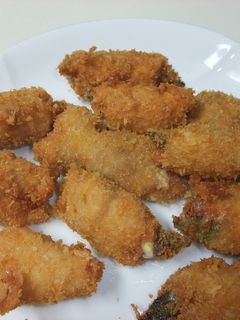スナップエンドウとチーズの肉巻きフライ-レシピのメイン写真
