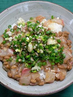 タイの刺身と納豆の薬味たっぷり丼-レシピのメイン写真