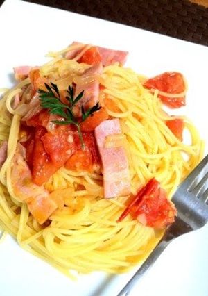 トマトとベーコンのシンプルパスタ-レシピのメイン写真