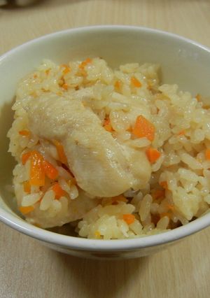 土鍋で☆チキンのせピラフ-レシピのメイン写真