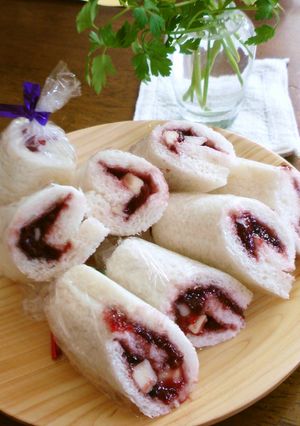 簡単!ロールサンドイッチ (〃 ̄ω ̄〃-レシピのメイン写真